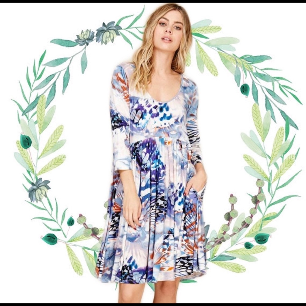 New Boutique Floral And Butterfly Dress W/ Pockets